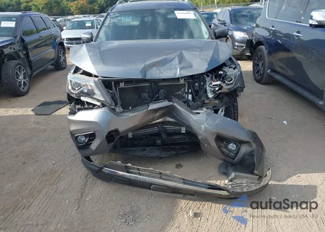 2017 Nissan Pathfinder Sl z USA, uszkodzony, nr VIN 5N1DR2MM7HC604179